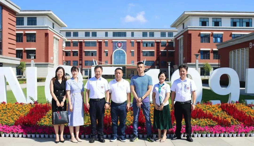 江西省上海商会与南昌力迈(国际)学校签约