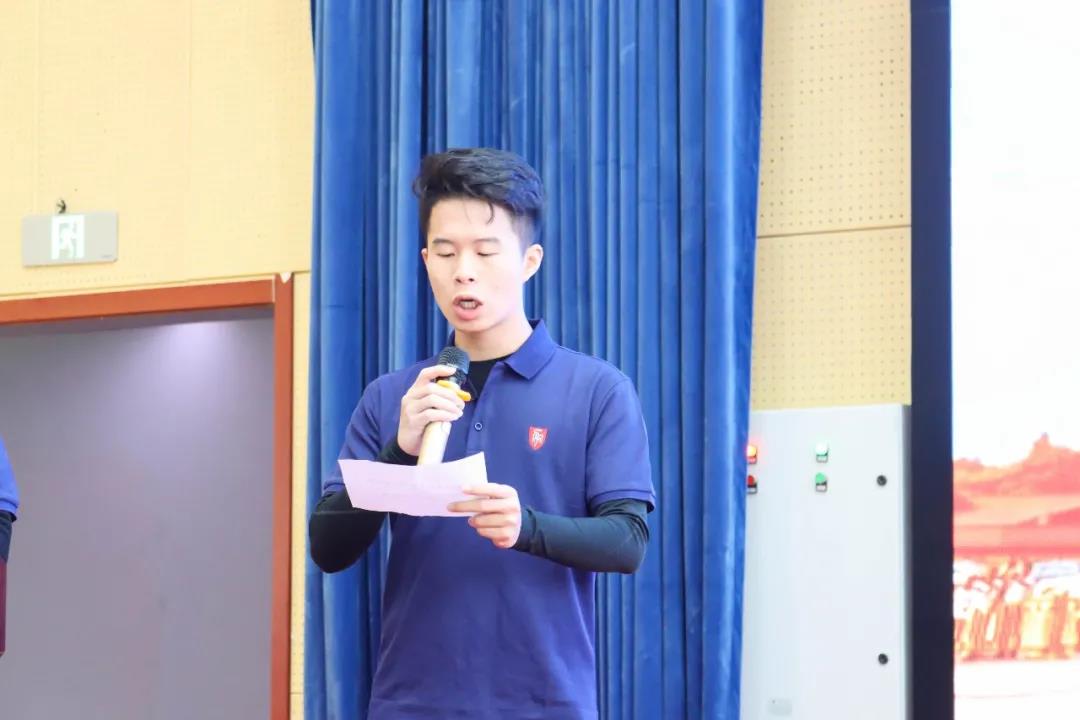 裁判员代表宣誓